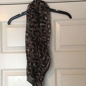 Cabi leopard scarf